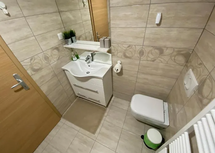 Apartma Vidovic アパート